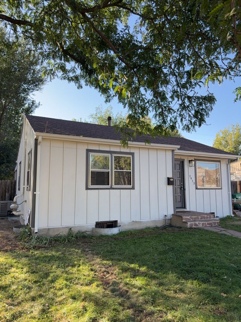 REDUCED! Beautifully Updated 3 Bedroom 2 Bath Home on Quiet Cul-De-Sac!!