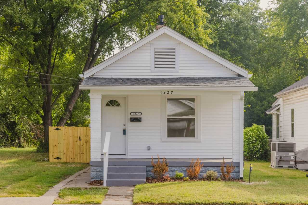 Beautiful Renovated 3 Bedroom and 2 Bathroom Home