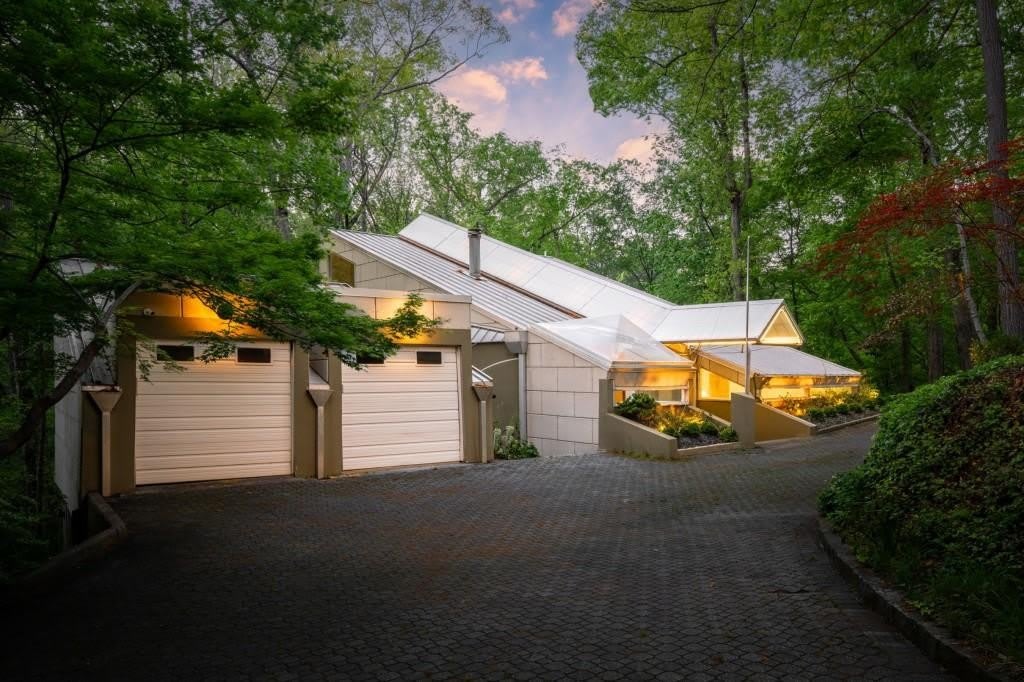 1121 Dawn View Lane NW