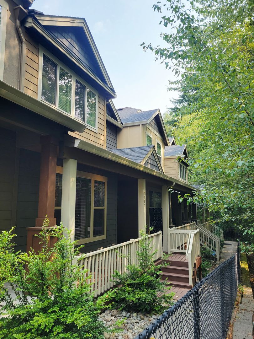 High end town home in perfect location