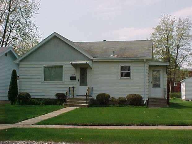 2 bedroom, 1 bath house