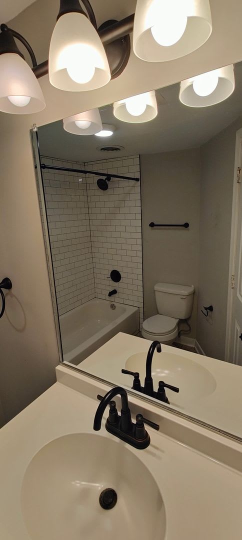 Large, Renovated 4 bedroom in Church Hill