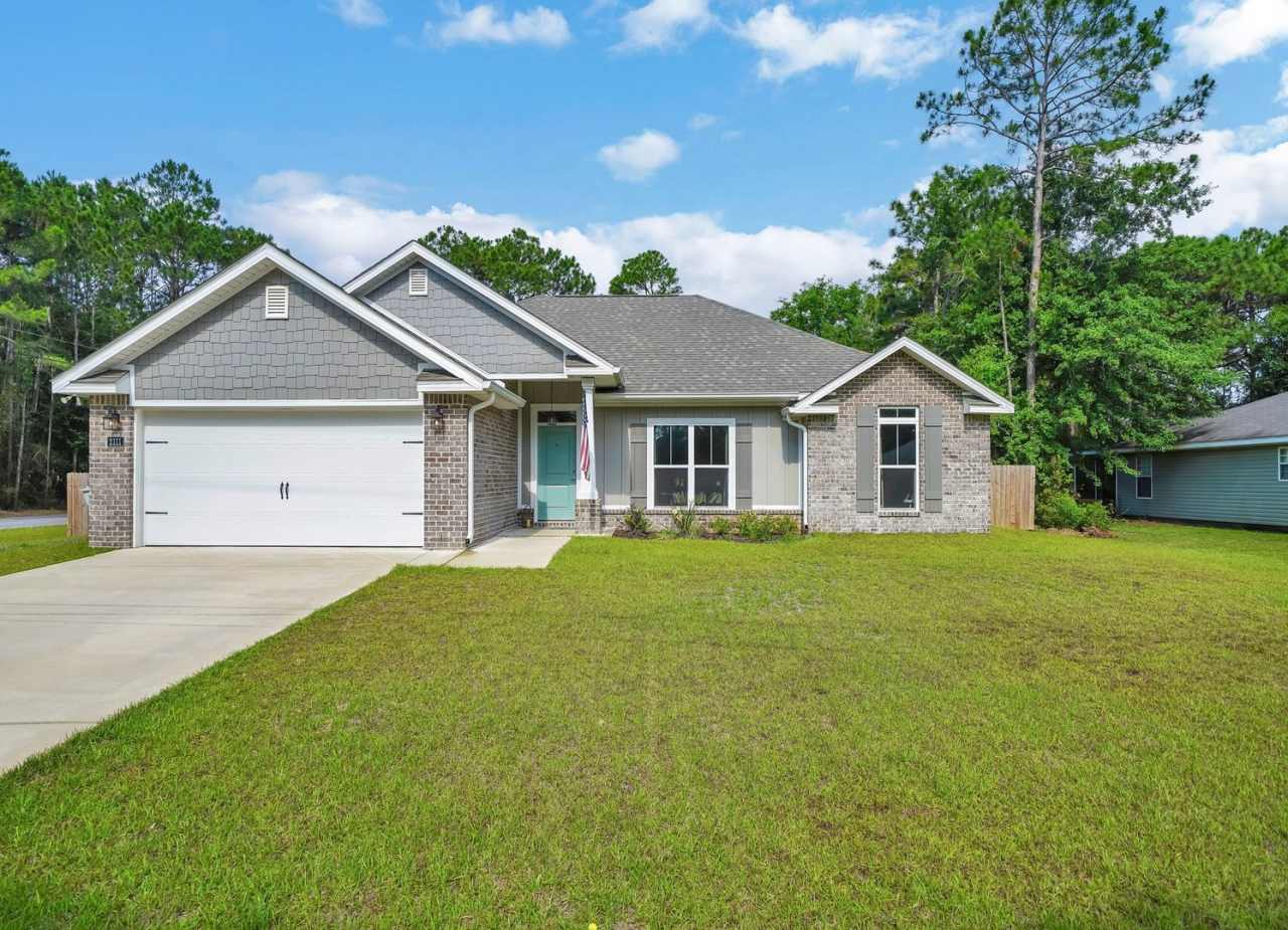 Beautiful 4 Bedroom in Navarre