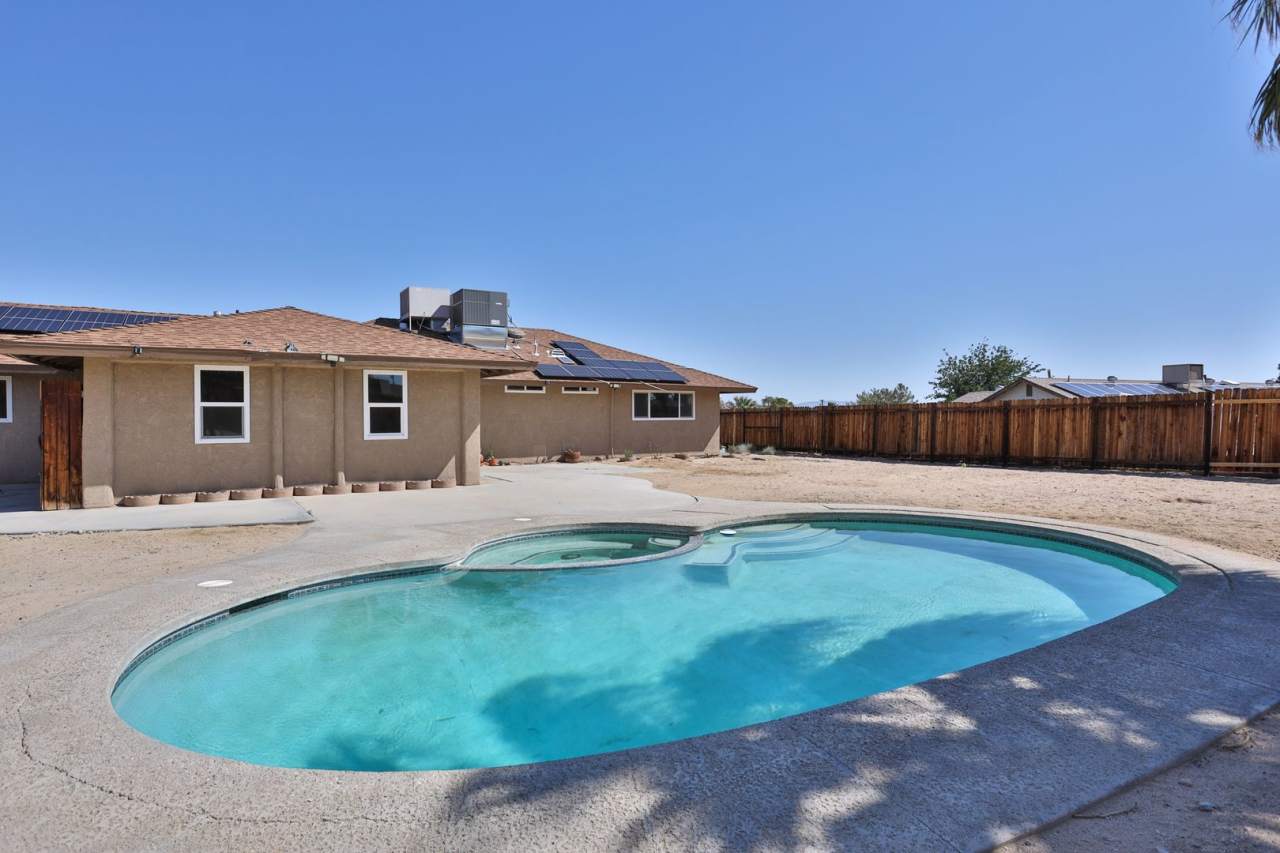 Pool Home in 29 Palms