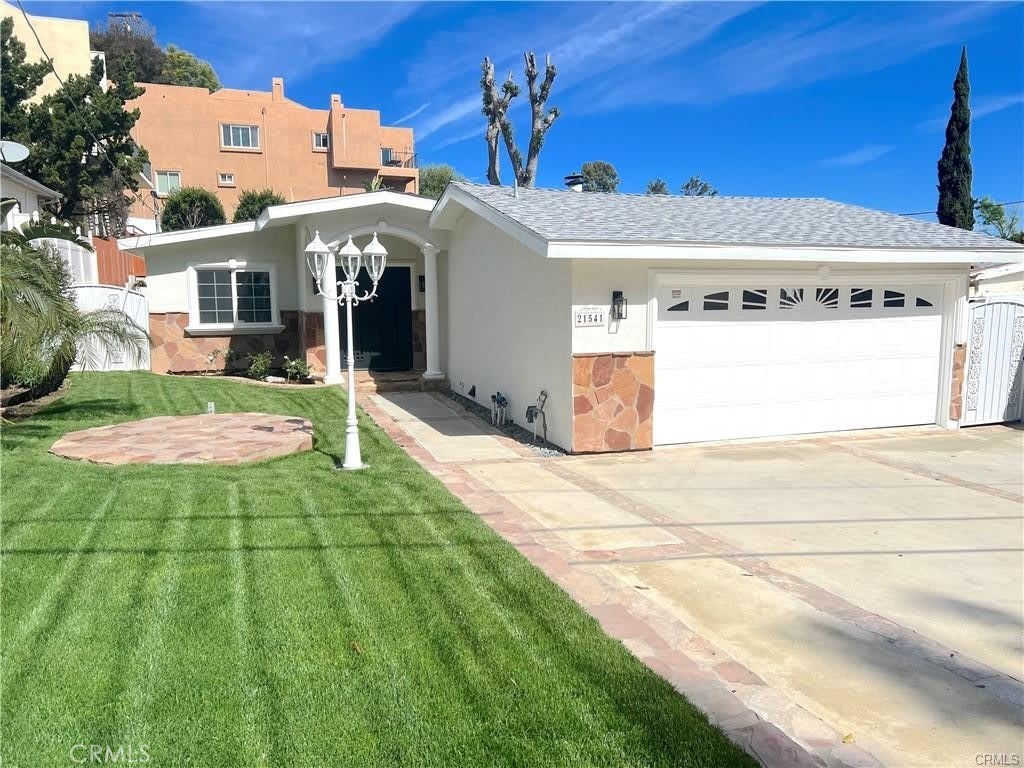 21541 Yucatan Avenue