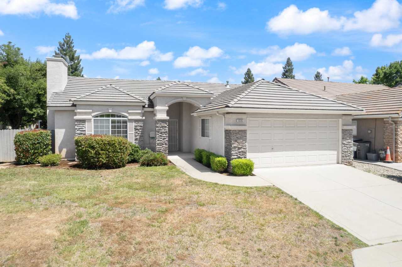 10282 North Whitney Avenue