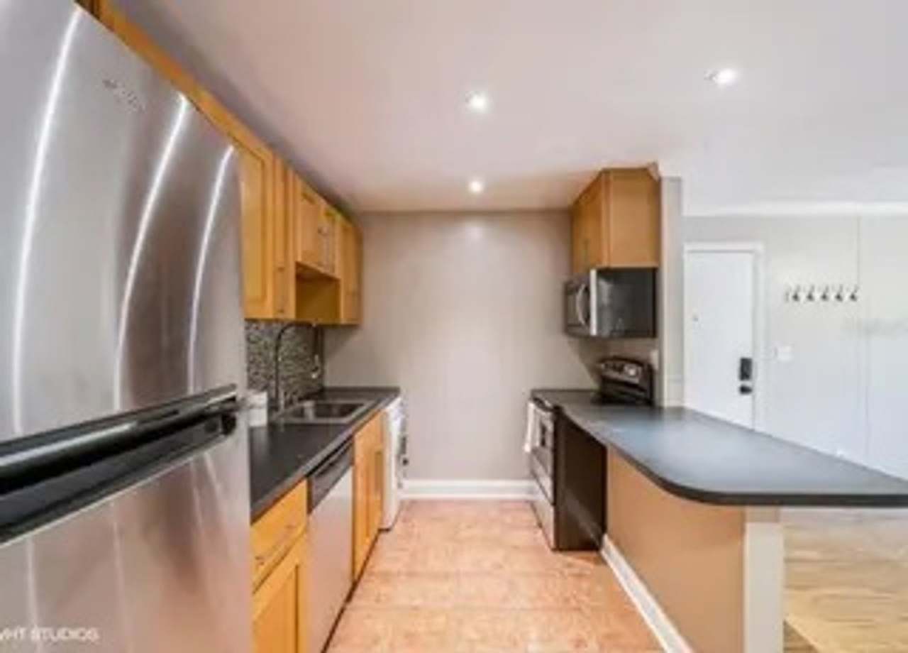 LEASE NOW AND ENJOY 50% OFF 2ND MONTH! 1 Bd 1 Ba Near UF-Tumblin Creek Condominiums