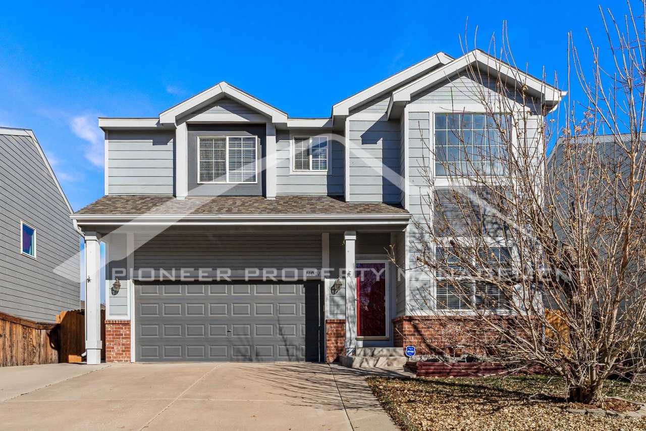 Spacious Home with Fenced Yard, AC, and 2 Car Garage!