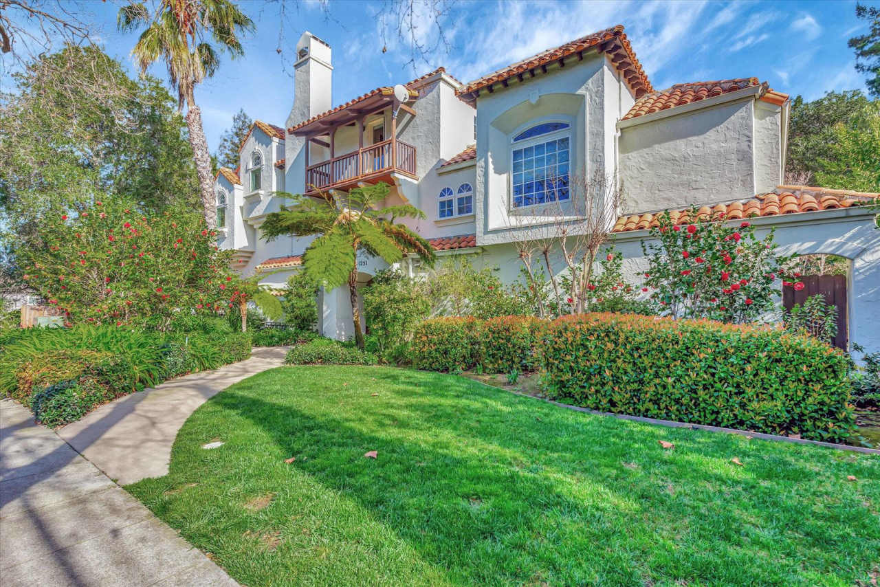 Spacious Townhome in Palo Alto