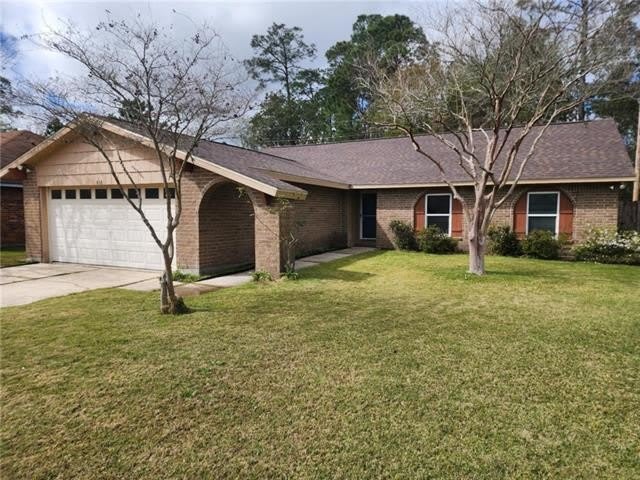 416 TANGLEWOOD Drive