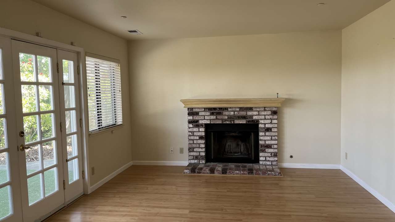 1079 Sandhurst Drive