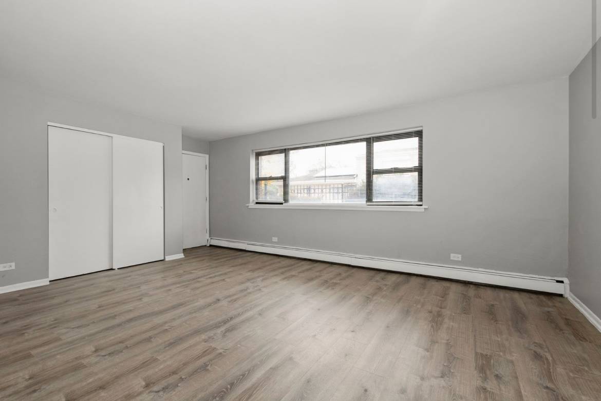 11112 S Homewood Ave