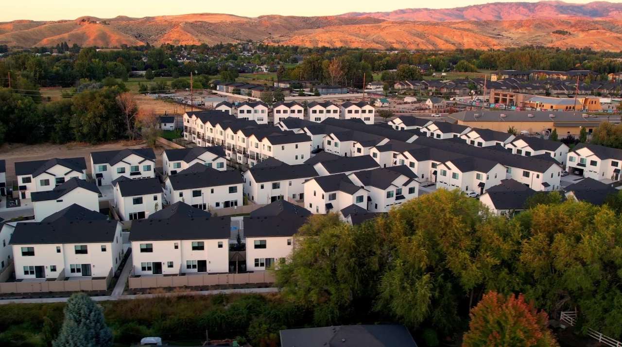 Alpine Landing Townhomes