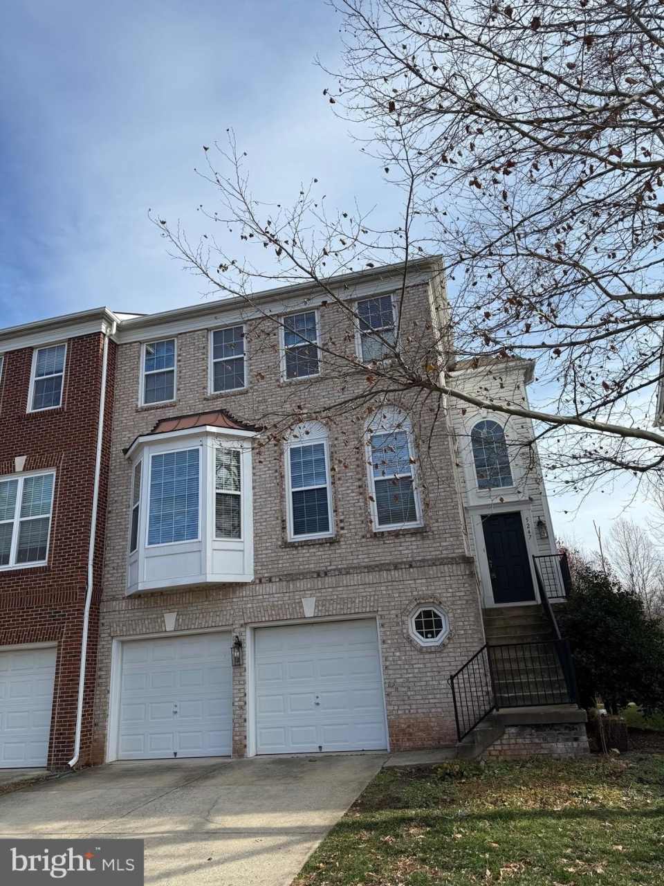 5247 JULE STAR Drive