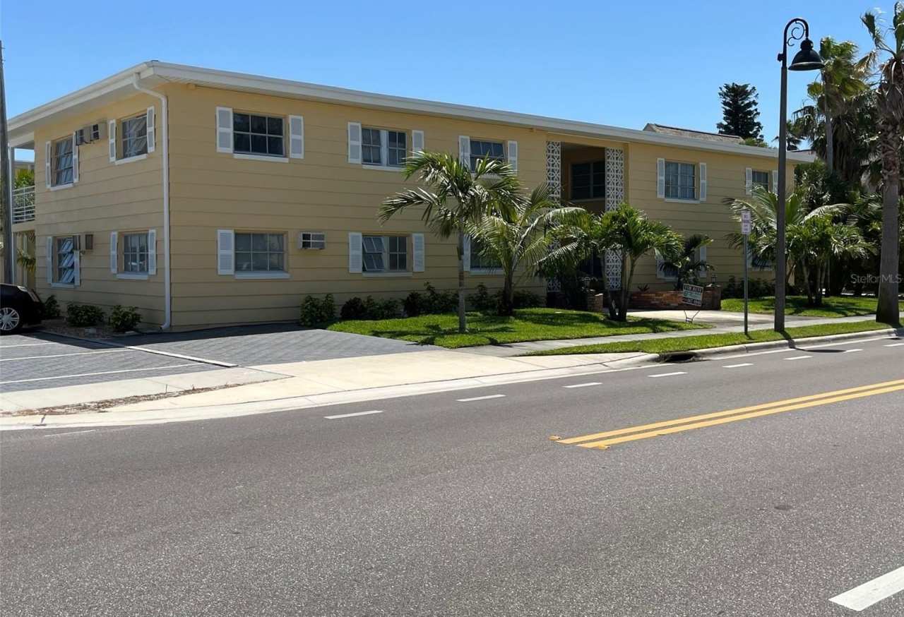 1605 PASS A GRILLE WAY