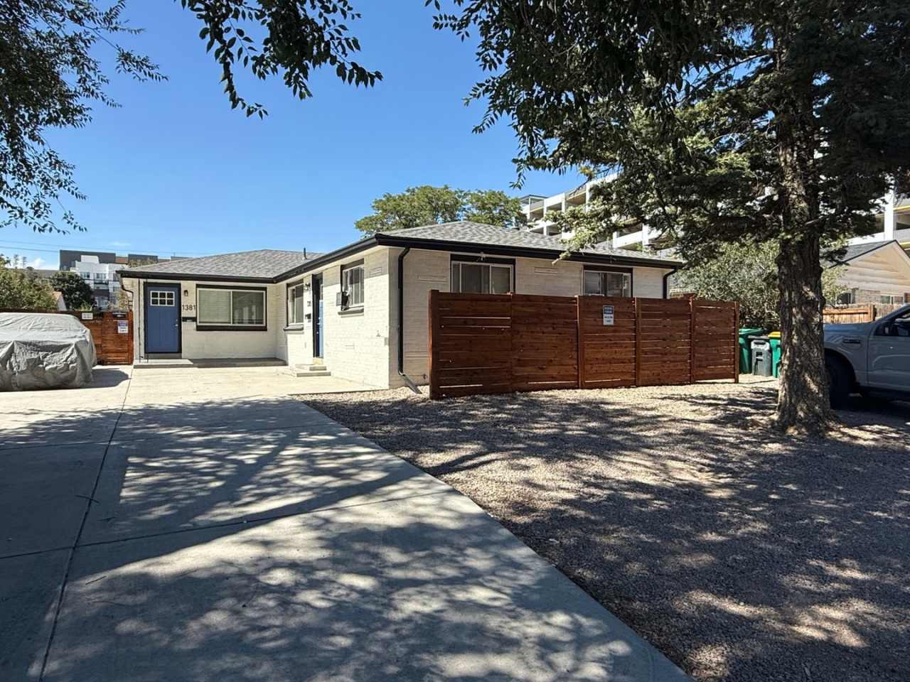 Charming 3BR Duplex in Aurora