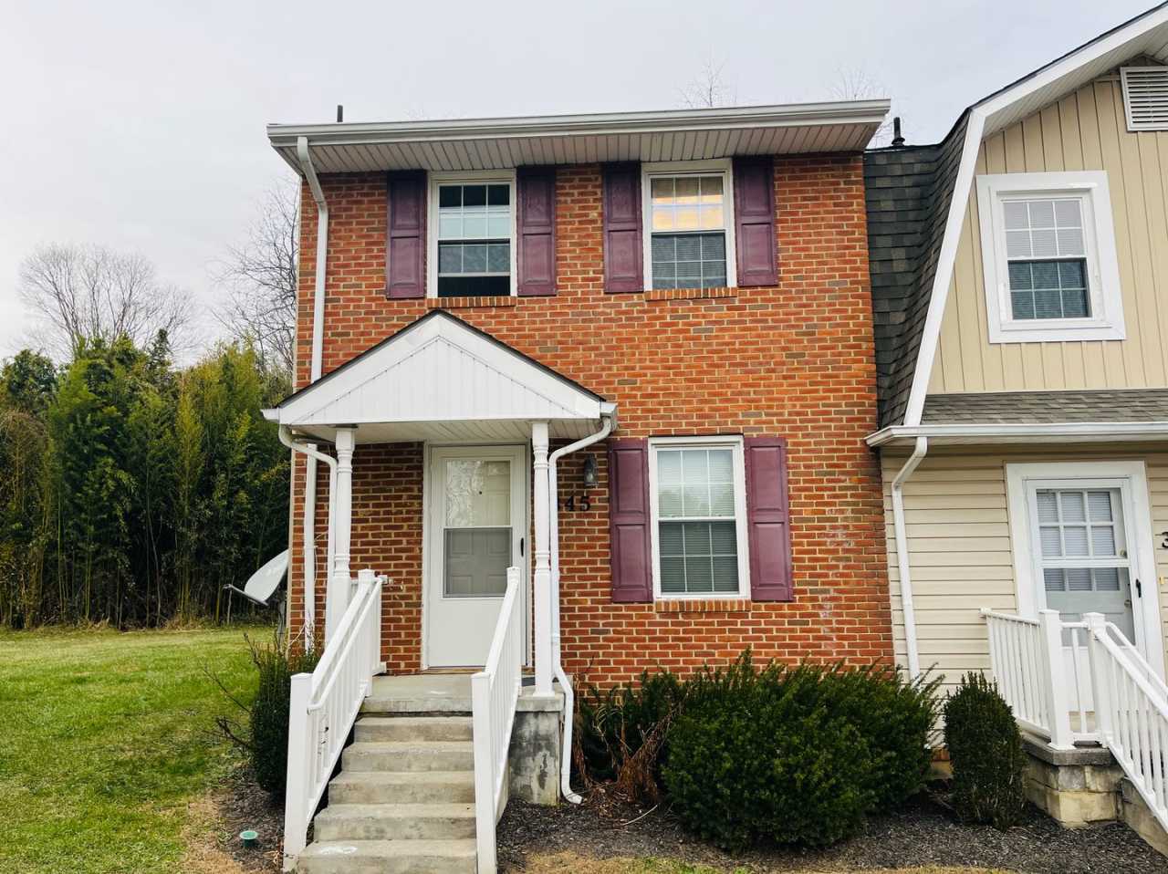 2 Bedroom, 1.5 Bath Townhouse