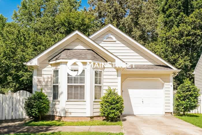 3816 Northlake Drive