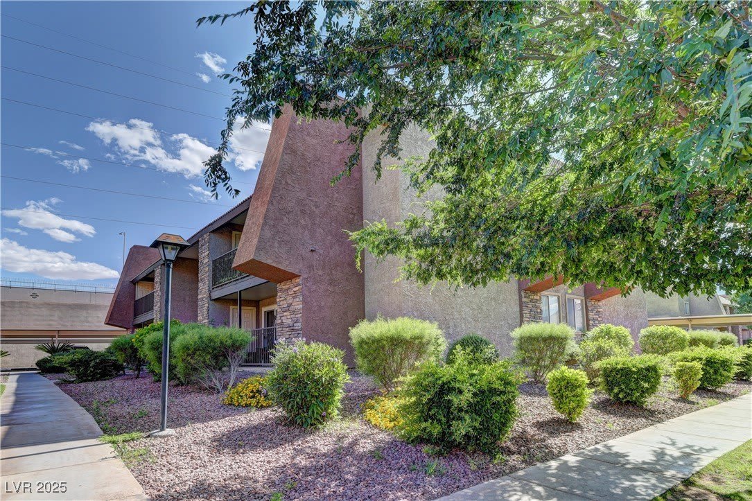 5097 Indian River Drive