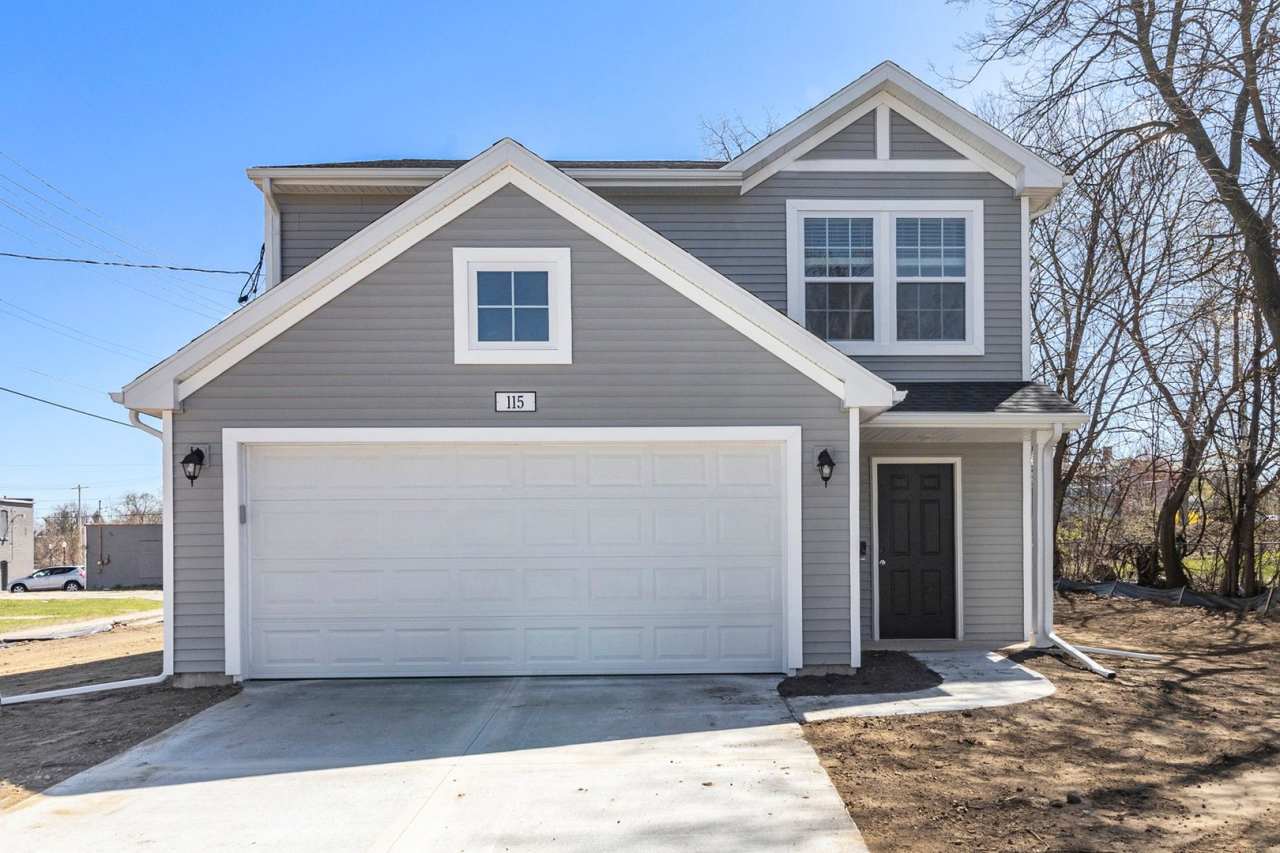 1302 Forest View Drive