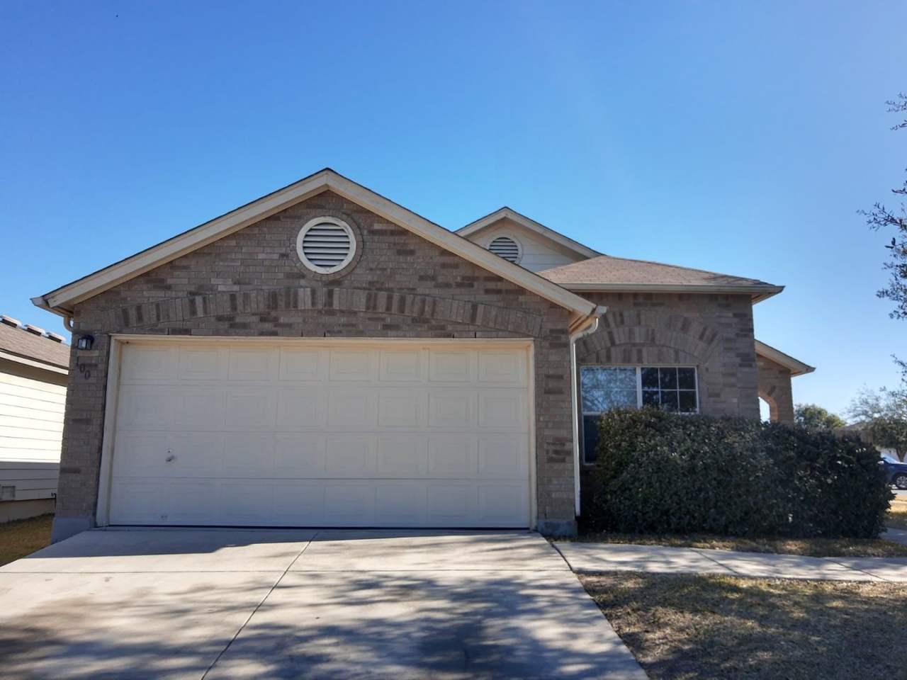 Cibolo Valley Range ~ Single Story 4 Bedroom on Corner Lot