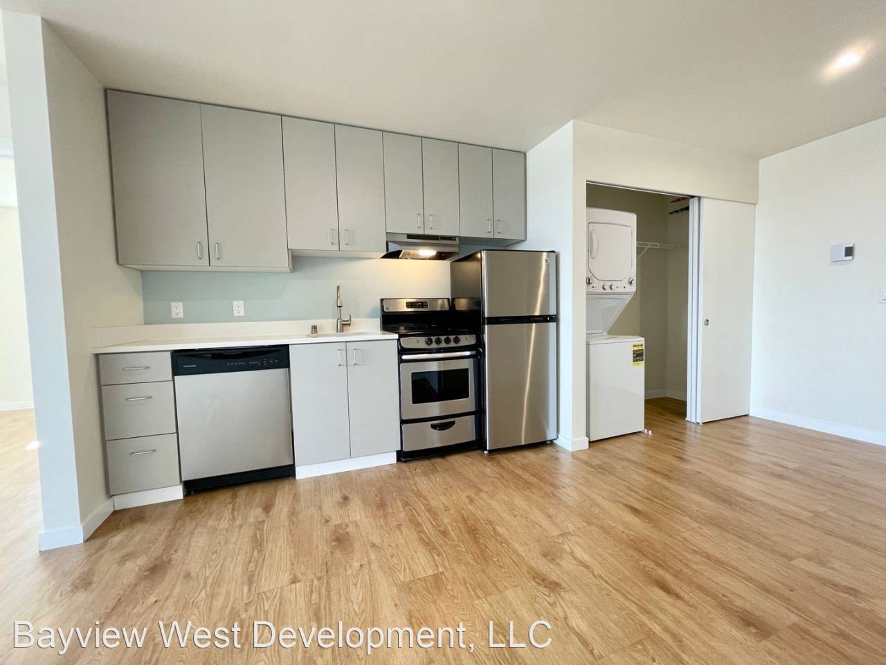 Bayview West Apartments Sunny