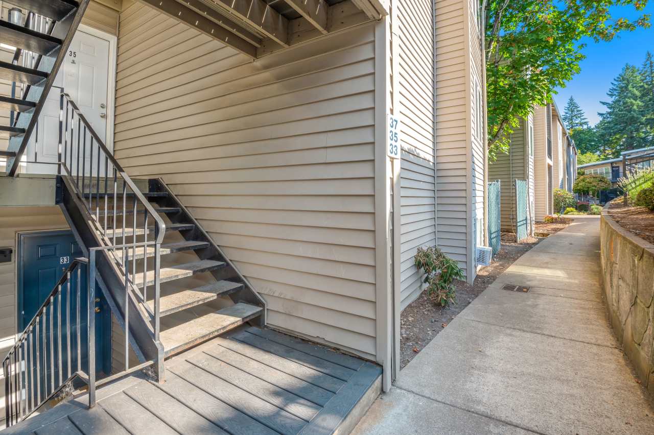 Quail Ridge Apartments