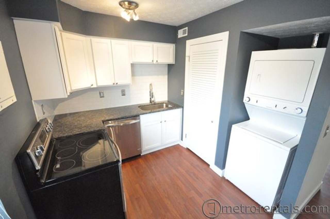 188-190-192-194 Kinnear Alley