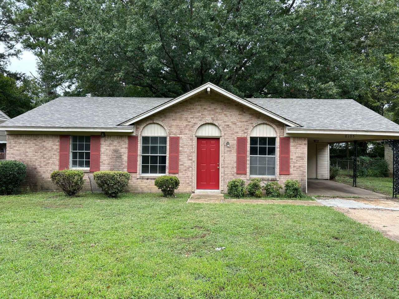 8105 Elmbrook Dr Southaven, MS