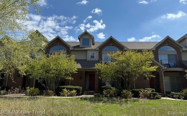 2962 SIGNATURE Boulevard