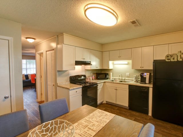 4131 Bonaparte Dr Unit A22