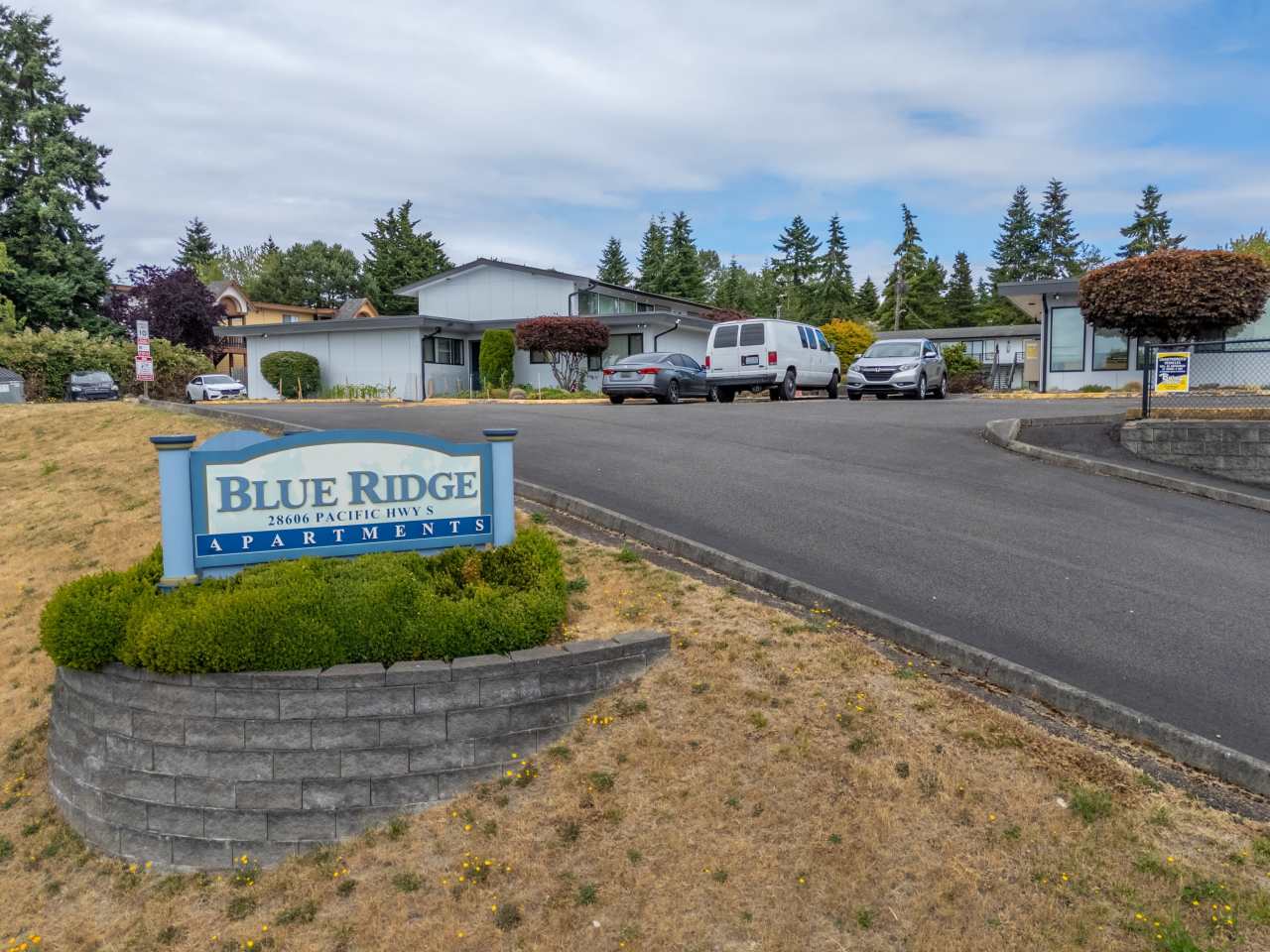Blue Ridge Apartments