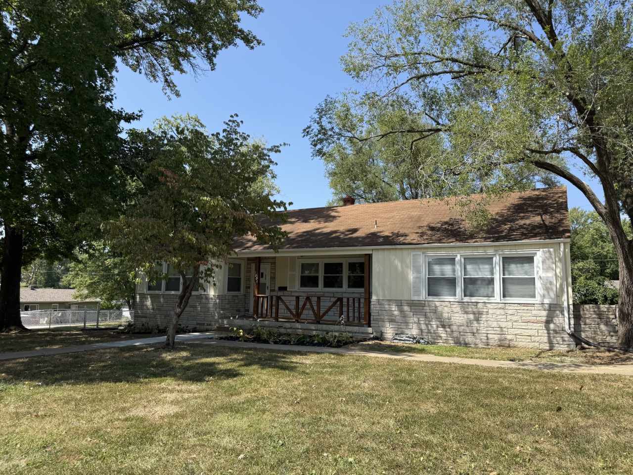 1005 Hawthorn Avenue