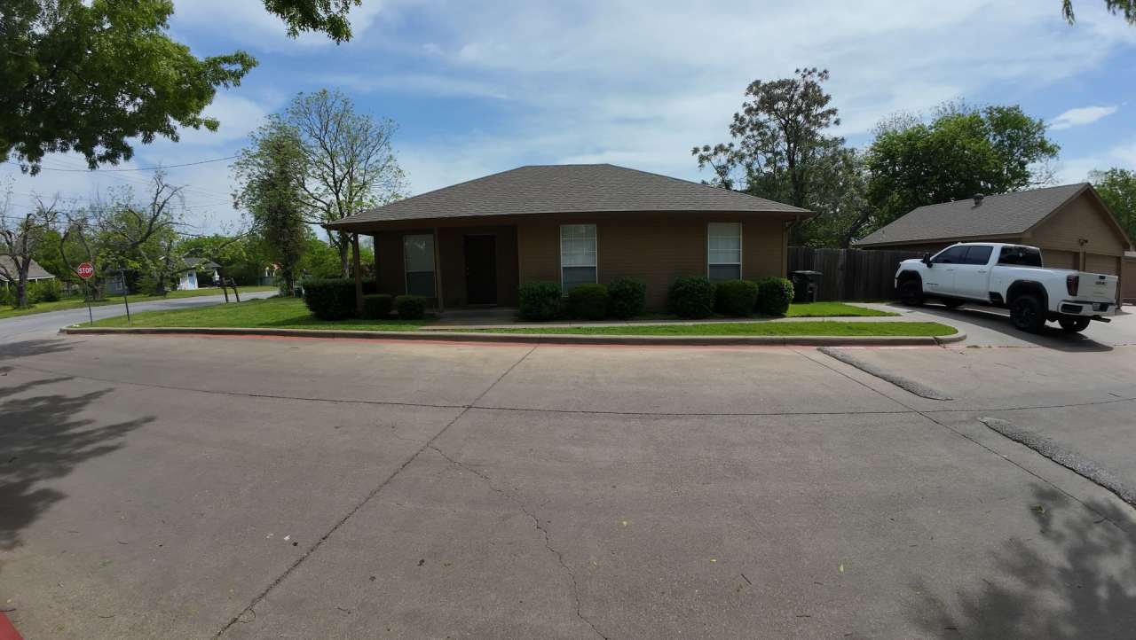 3 Bedroom 1 Bathroom Home