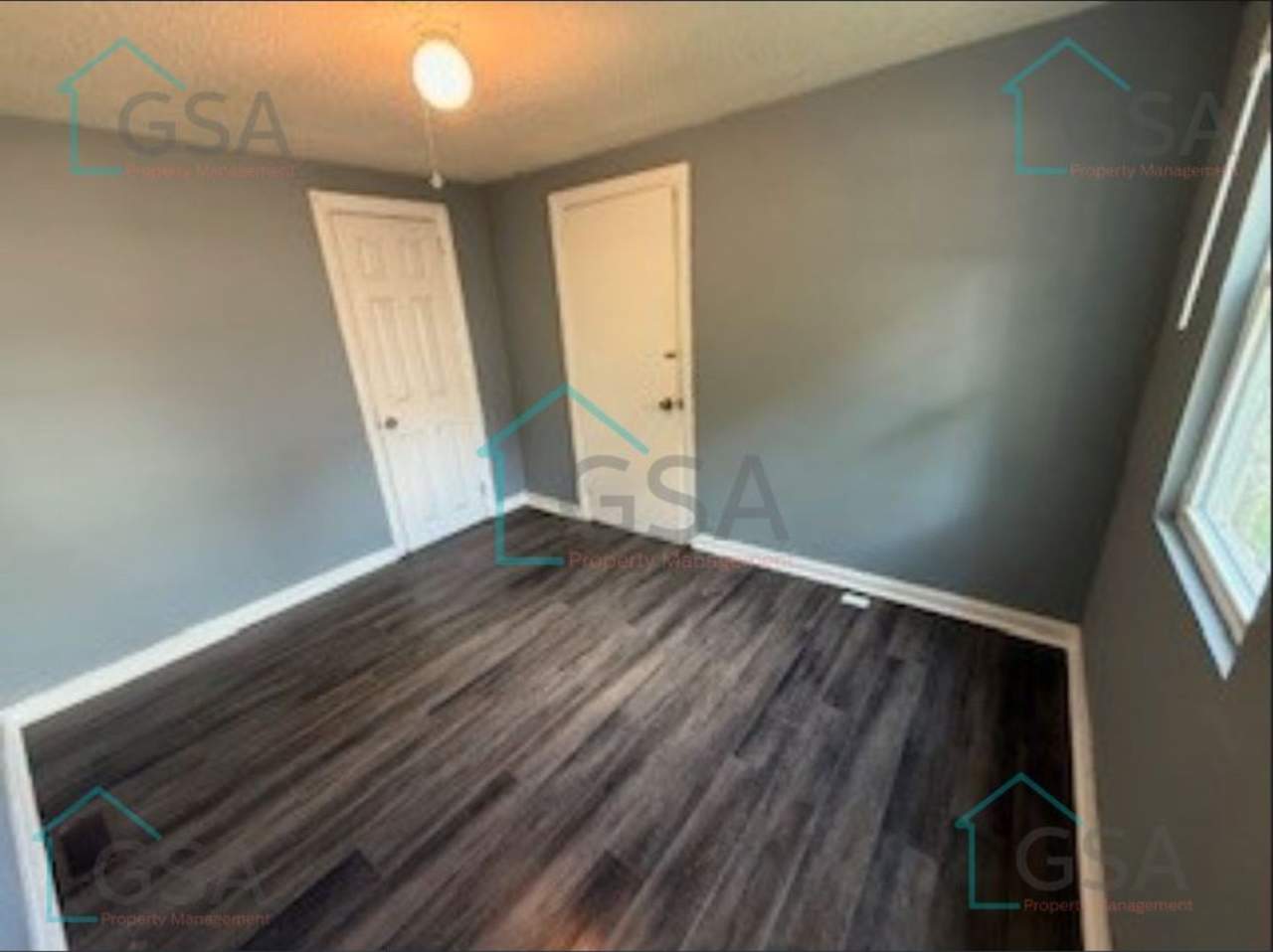 2 Bedroom 1 Bath MOVE IN SPECIAL 1/2 FIRST MONTHS RENT