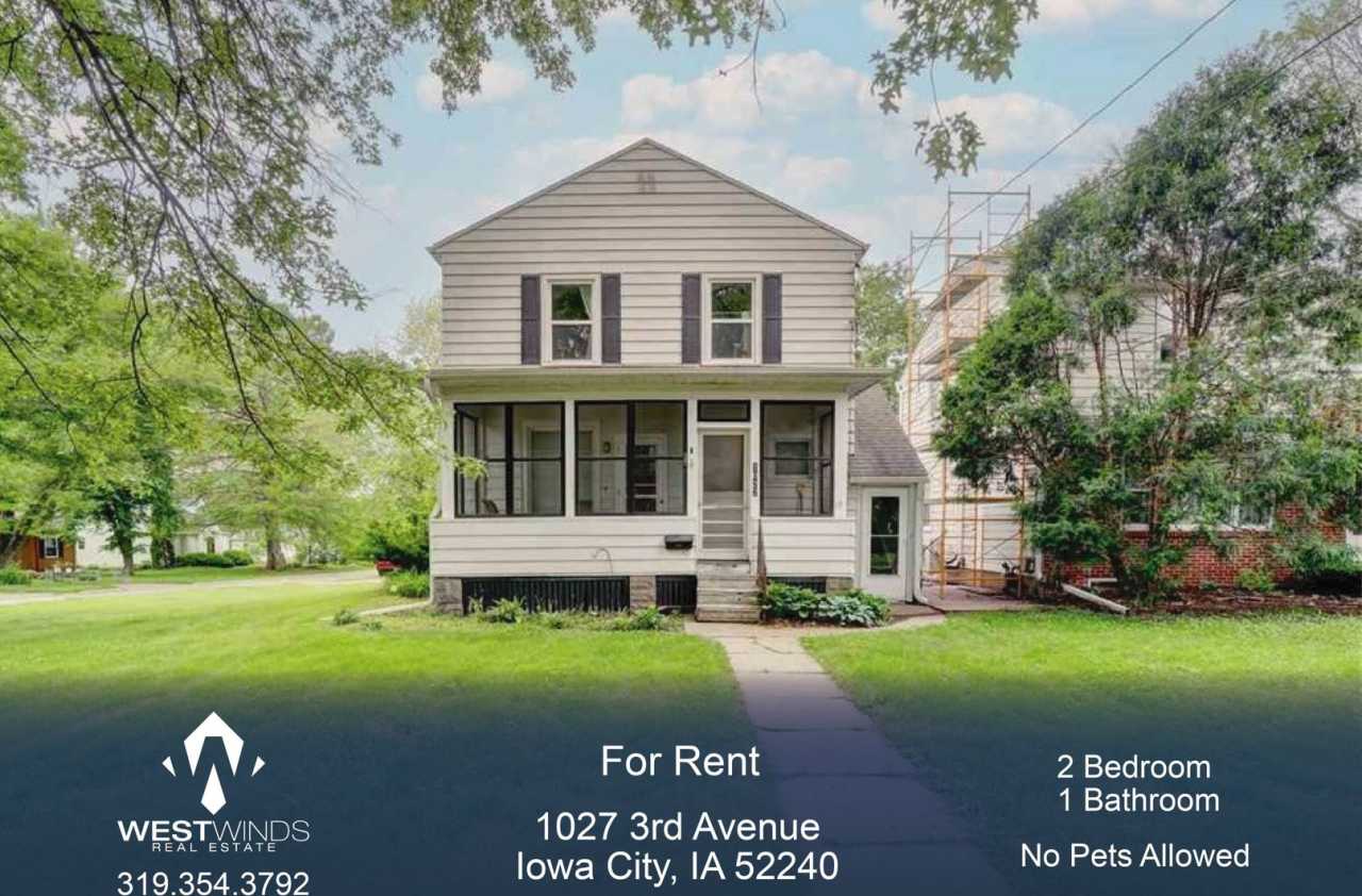 $1,200 | 2 Bedroom, 1 Bathroom 1st Floor Apartment | No Pets | Available for an Immediate Move In!