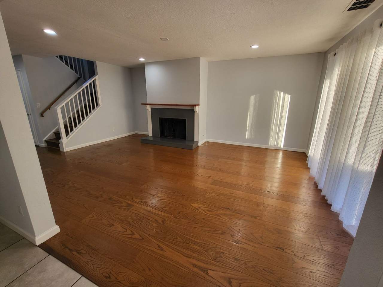 Beautifully Upgraded two story Located in the County Run Community of Hercules.....