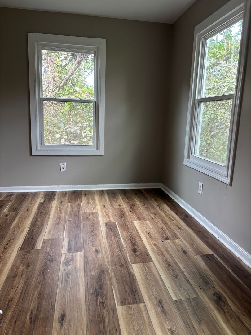 One Bedroom Duplex in Red Bank TN; Water  Sewer Included in Rent Price