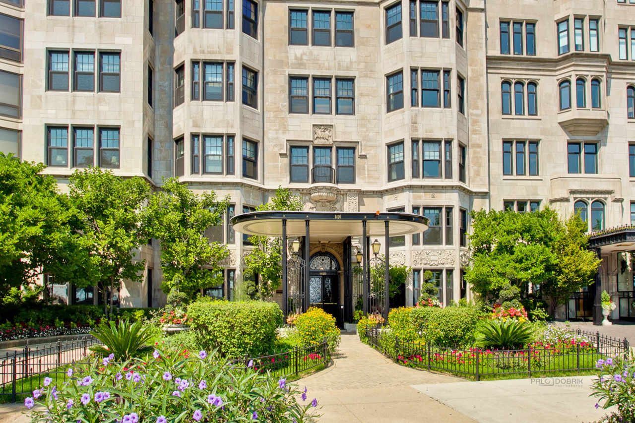 1420 North Lake Shore