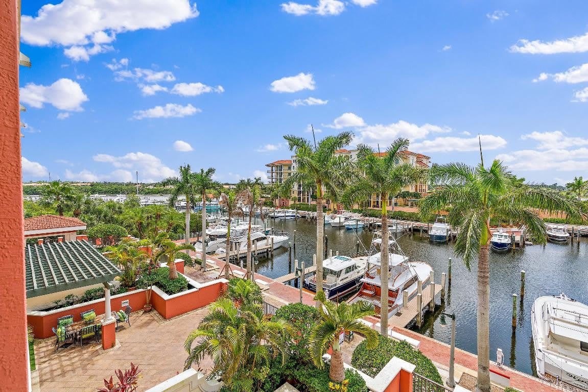 400 S Us Highway 1 303