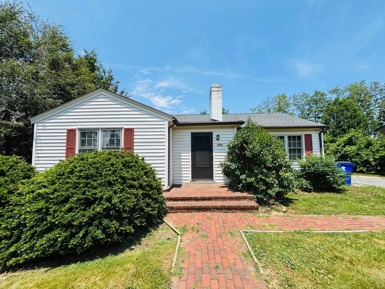 3 Bedroom, 2.5 Bath House