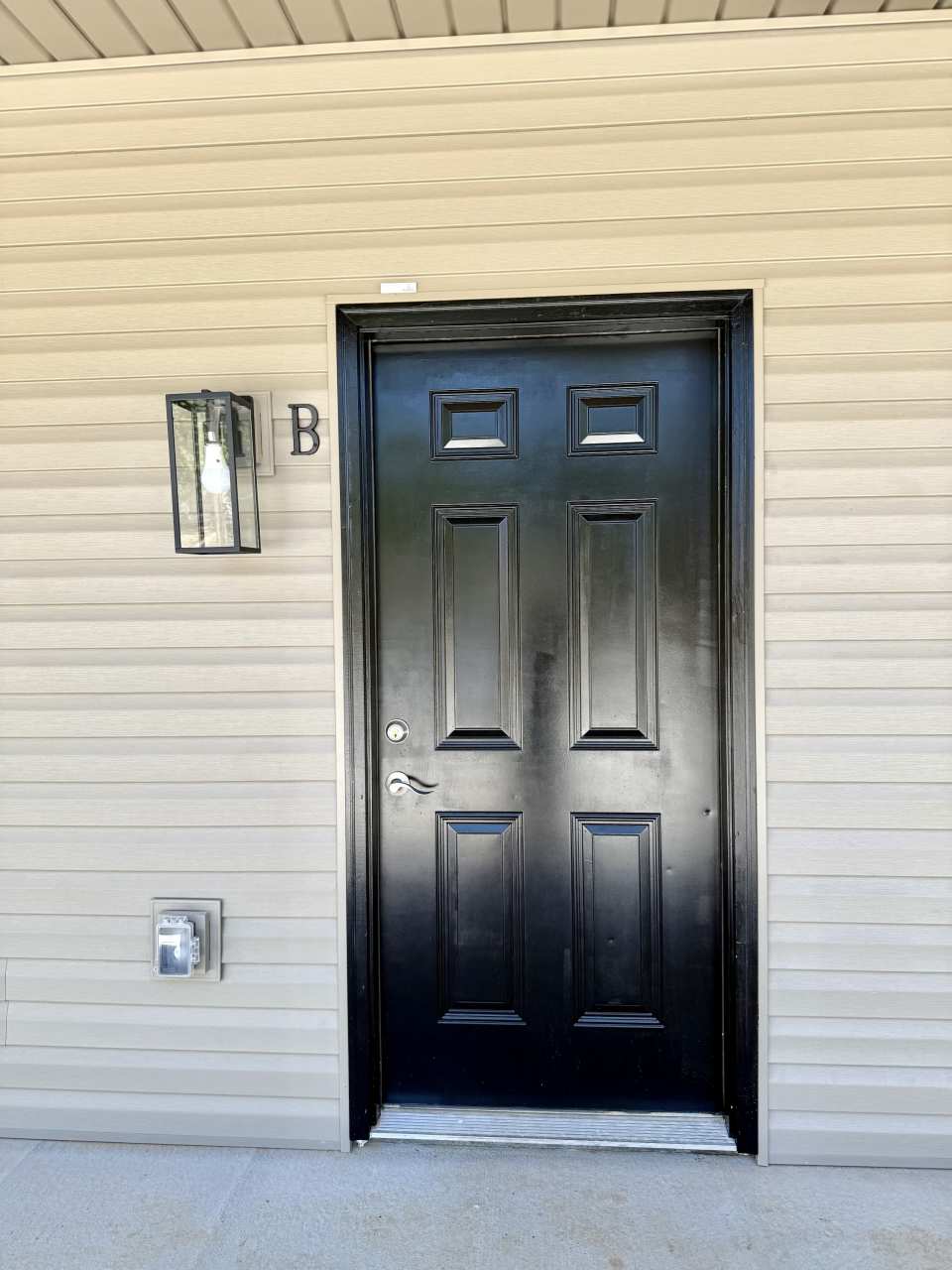 703 East Mount Vernon Street - B