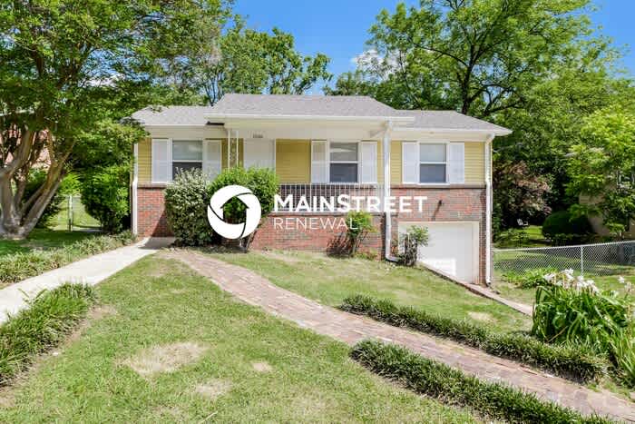 1536 Matt Leonard Drive Southwest