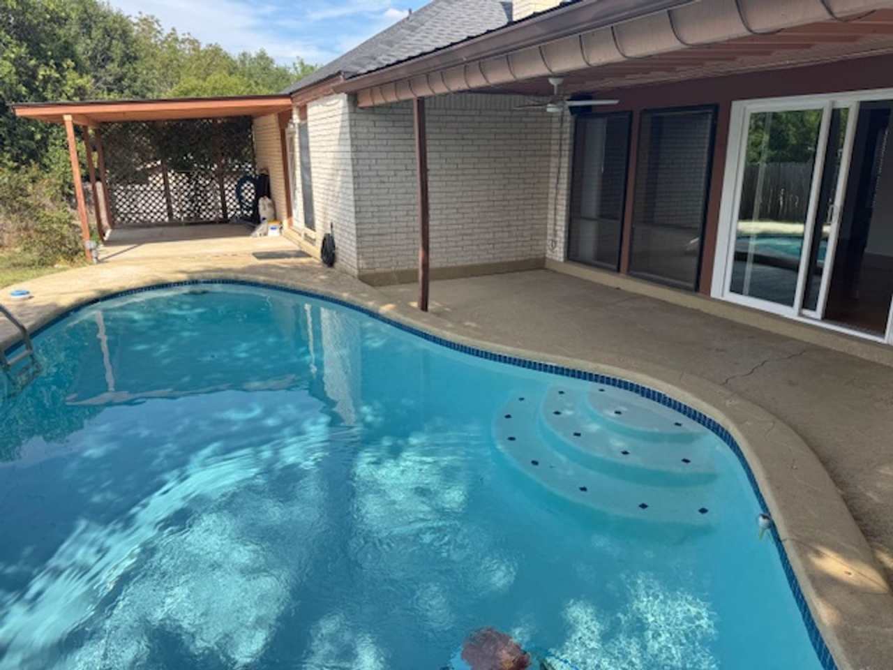 1 story near Domain with InGround Pool