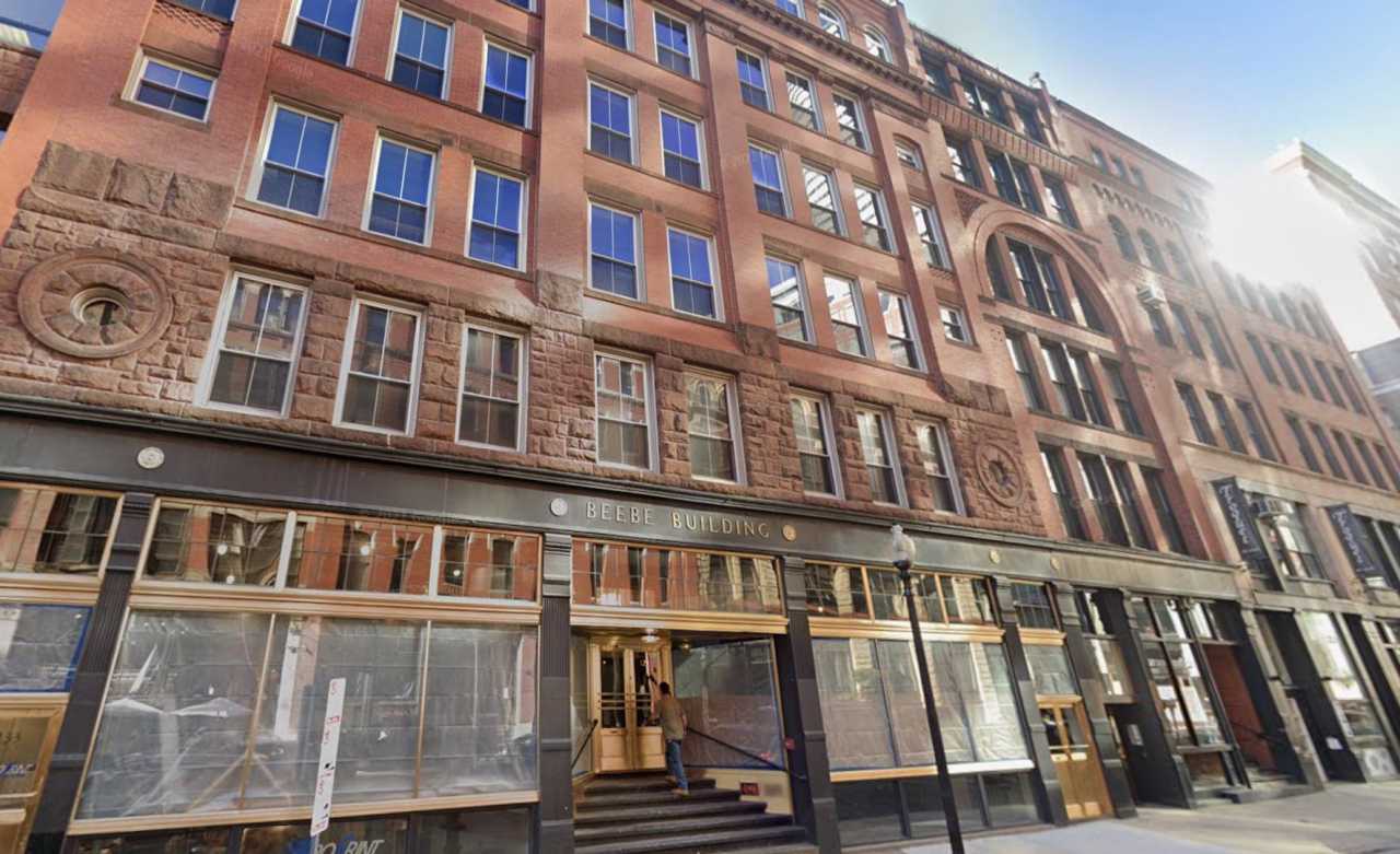 Beautifully 2-Bedroom Condo in Boston