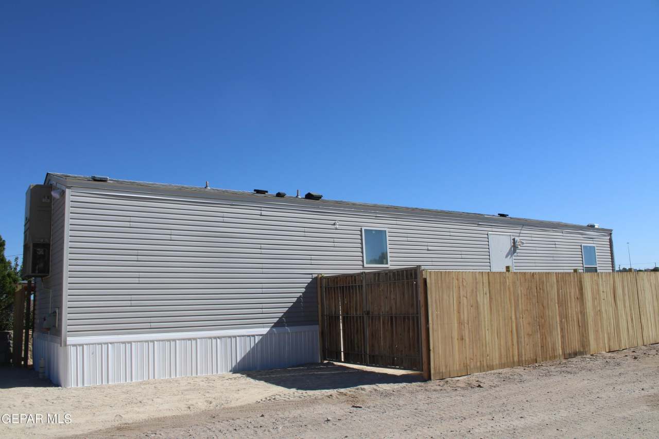 1368 REID Road unit: C