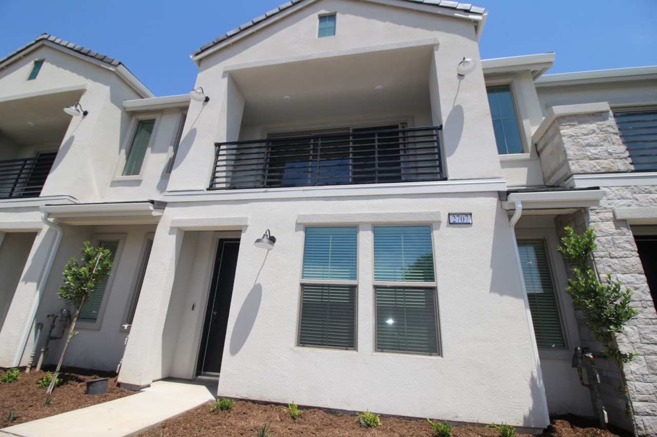 FOR RENT - Brand New 3BED/2BATH near Copper River - Copper/Willow - 2707 E Tamarind