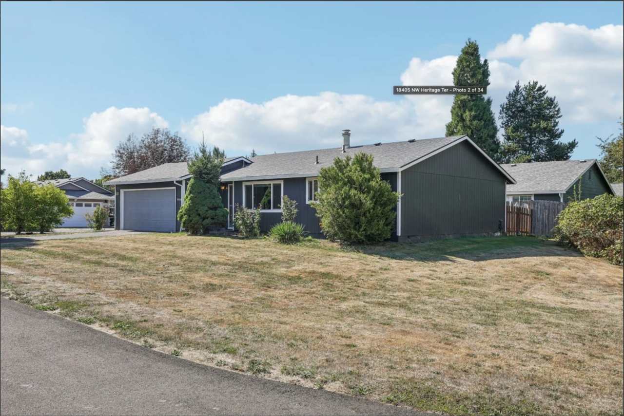 Open Concept: 3 Bed, 1.5 Bath Hidden Gem!