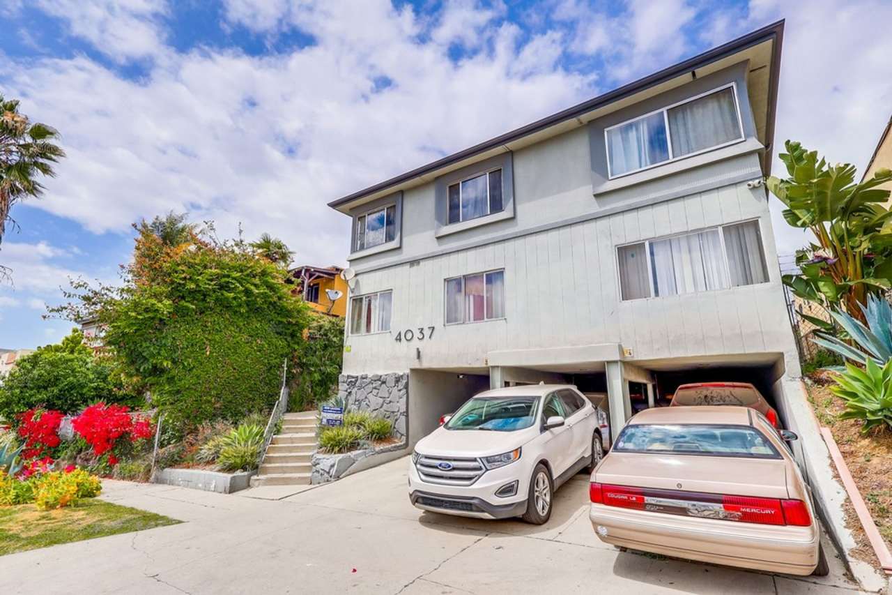 Stylish Mid‑Century Building in West Adams Park Tract