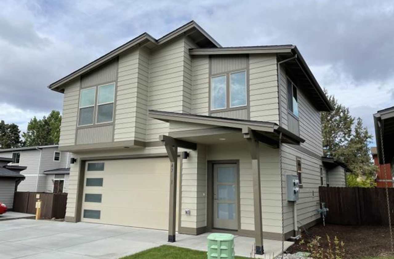 Beautiful 3-Bedroom, 2-Bath Home in La Pine, OR